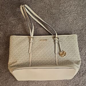 Michael Kors Beige and White Signature Tote